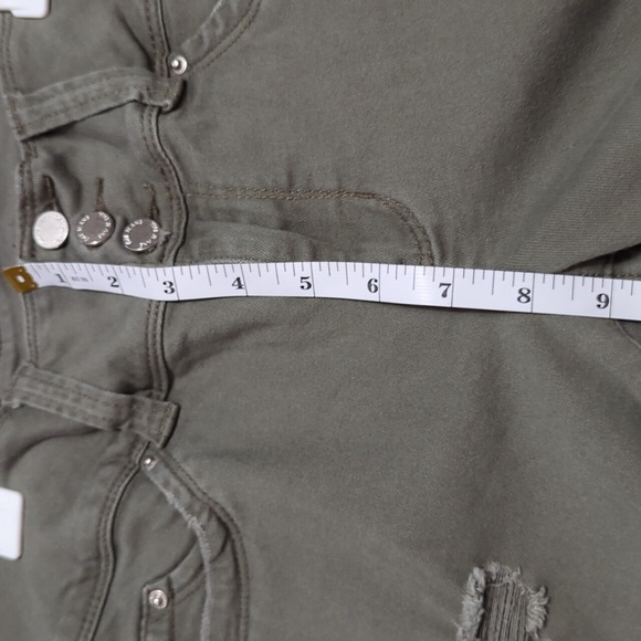 YMI Wanna Betta Butt?" Women's Army Green Distressed Skinny Jeans Juniors Size 7 - Picture 8 of 9